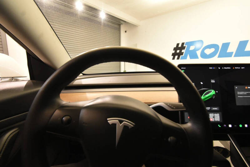 2020 Tesla Model 3 Standard Range Plus