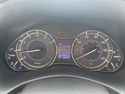 2019 Infiniti QX80 Luxe