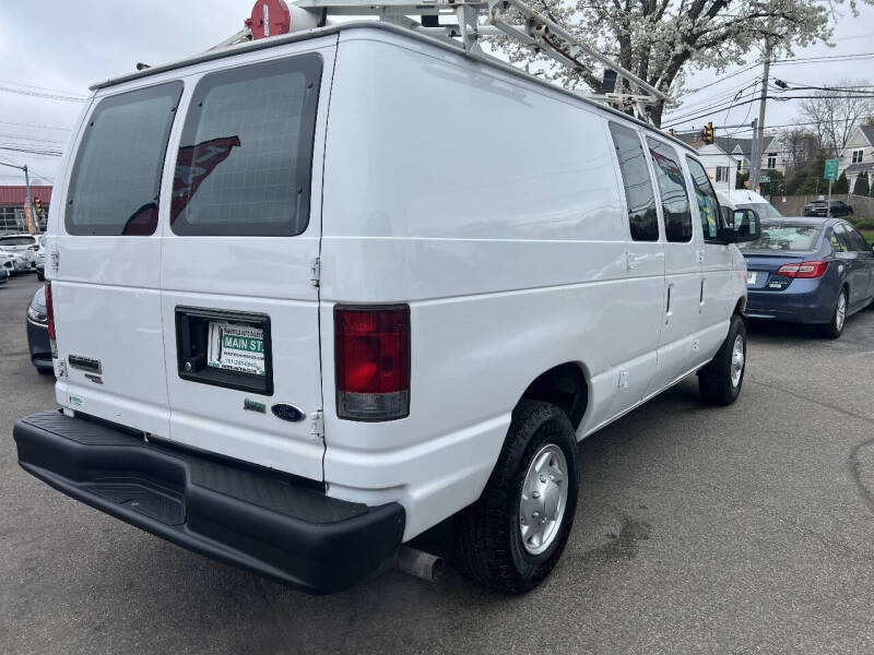 2011 Ford E-Series