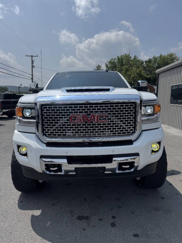 2017 GMC Sierra 2500HD Denali
