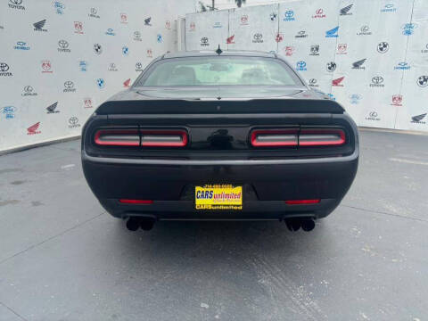 2018 Dodge Challenger SXT Plus