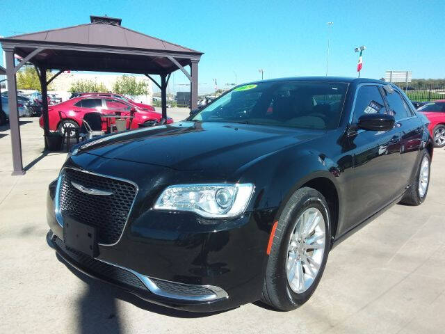 2019 Chrysler 300 for sale at Trinity Auto Sales Group in Dallas TX