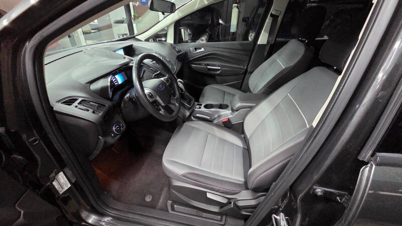 2015 Ford C-MAX Hybrid SE