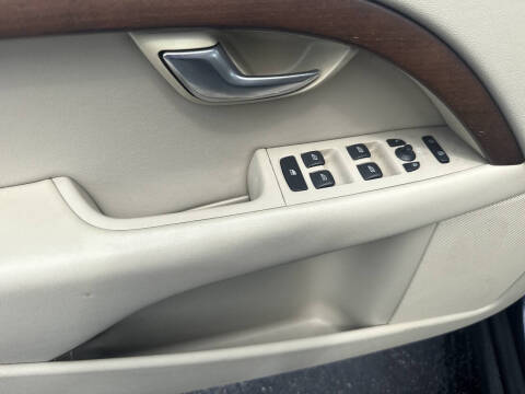 2011 Volvo XC70 3.2