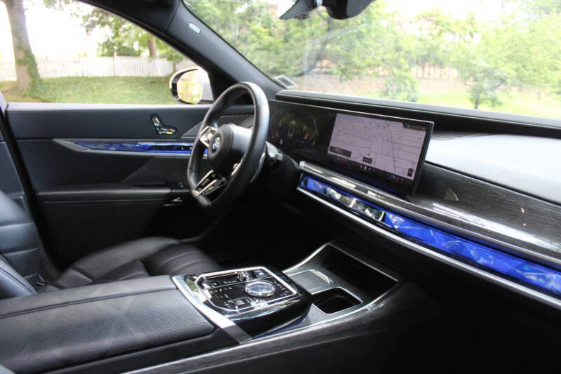 2024 BMW 7 Series 740i xDrive