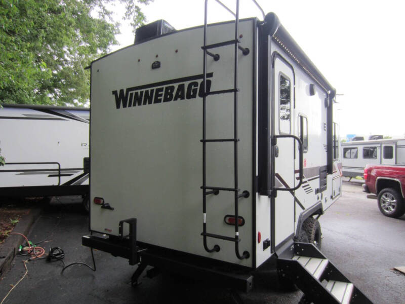 2022 Winnebago Micro Minnie 1808FBS
