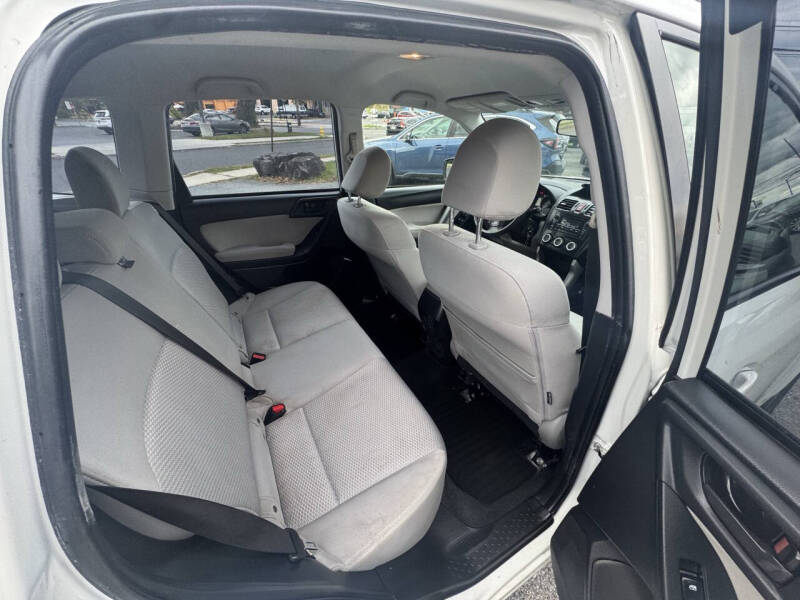 2015 Subaru Forester 2.5i