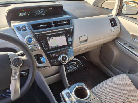 2017 Toyota Prius v Three