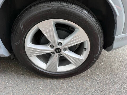 2024 Audi Q4 e-tron quattro Prestige 50