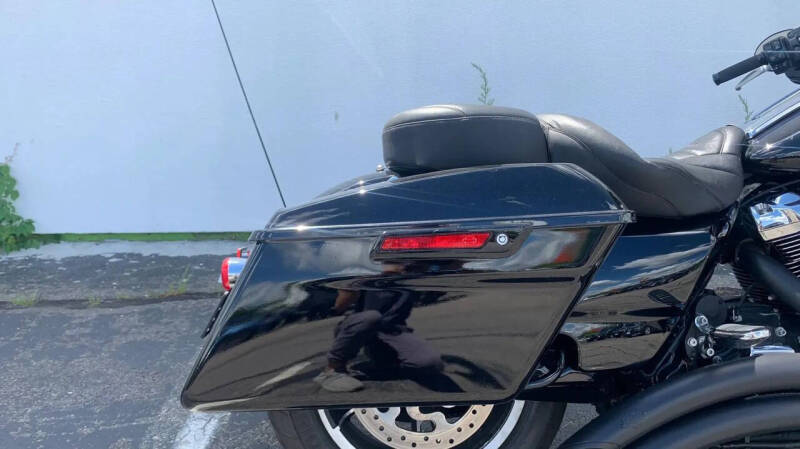 2017 Harley-Davidson Street Glide Special