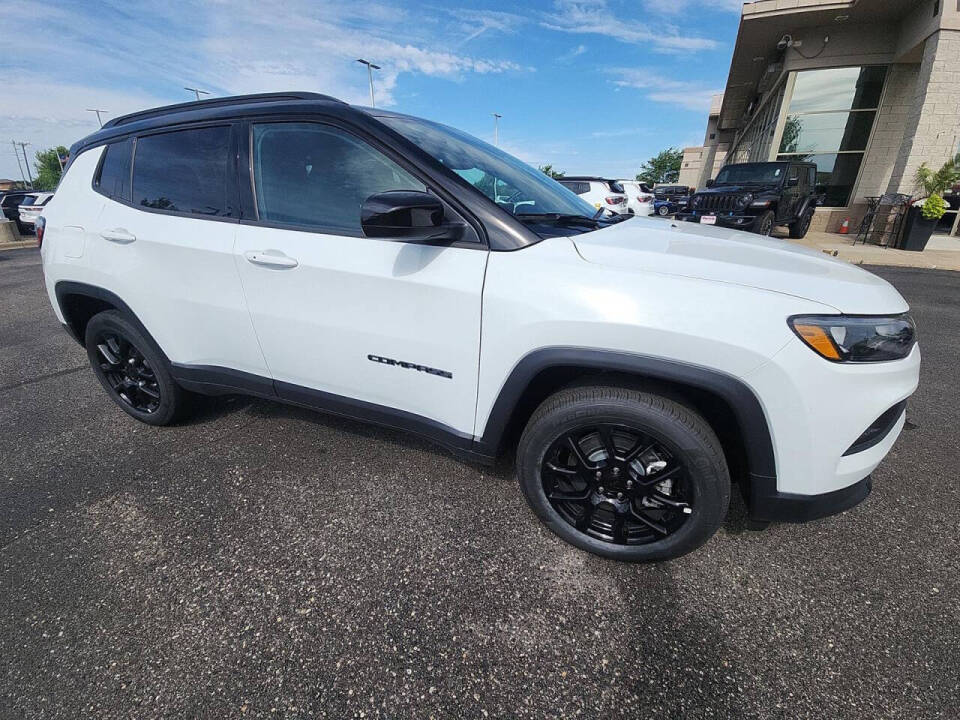 2024 Jeep Compass for sale at Victoria Auto Sales in Victoria, MN