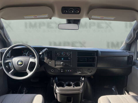 2020 Chevrolet Express LT 3500