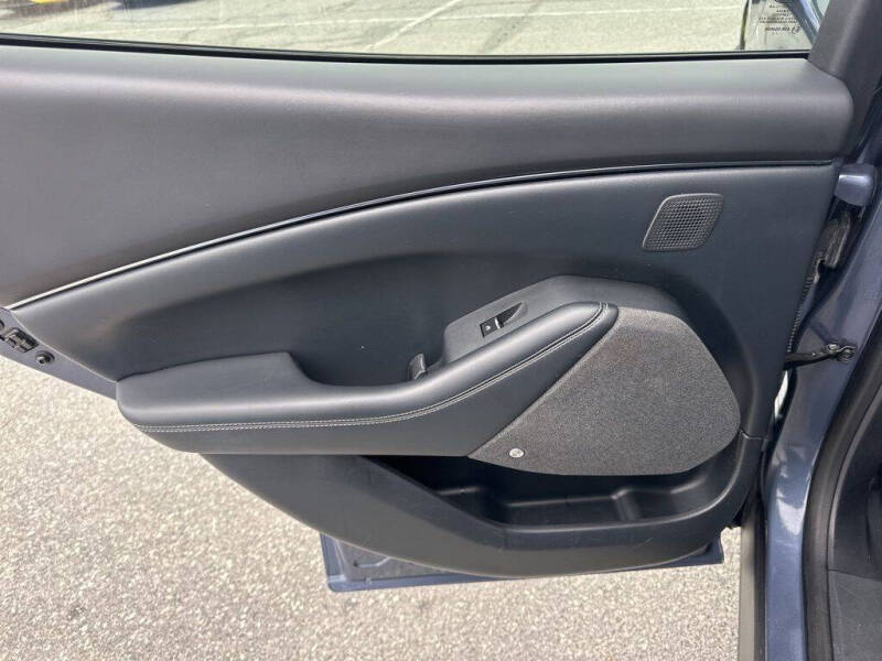 2021 Ford Mustang Mach-E Premium