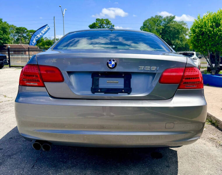 2011 BMW 3 Series 328i