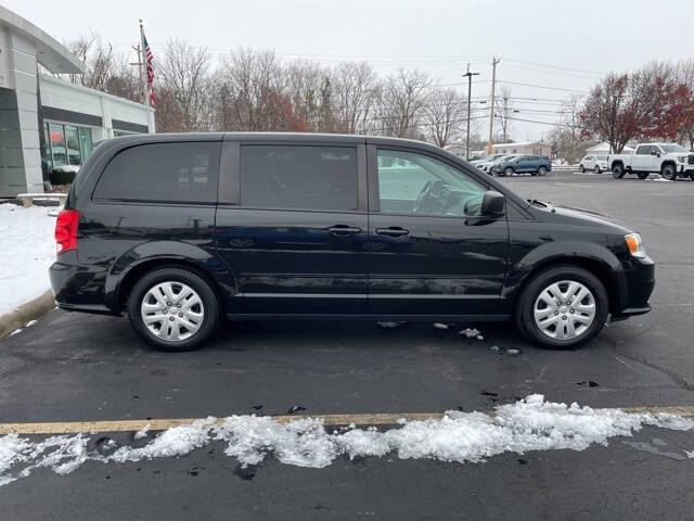 2017 Dodge Grand Caravan SE