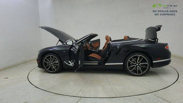 2022 Bentley Continental GTC V8