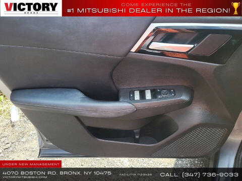 2022 Mitsubishi Outlander SE