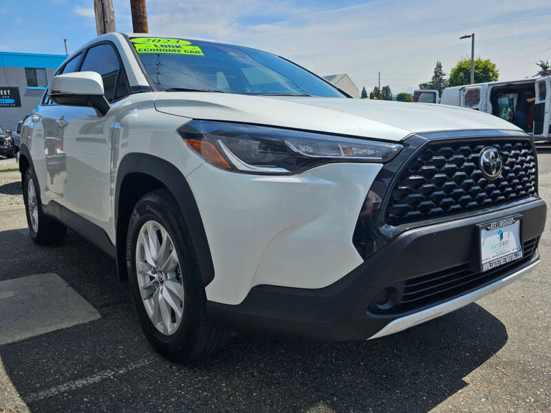 2023 Toyota Corolla Cross LE