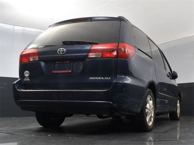 2004 Toyota Sienna
