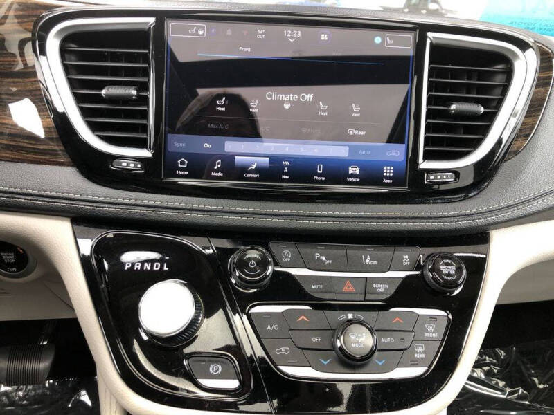 2024 Chrysler Pacifica Limited