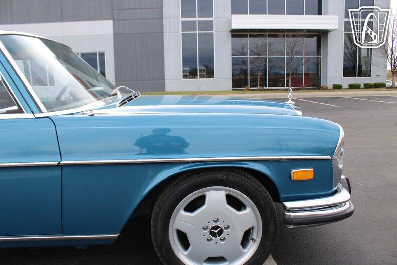 1973 Mercedes-Benz 280-Class