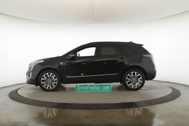 2022 Cadillac XT5 Sport