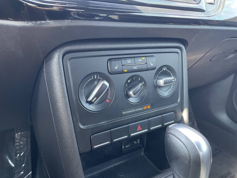 2018 Volkswagen Beetle 2.0T S