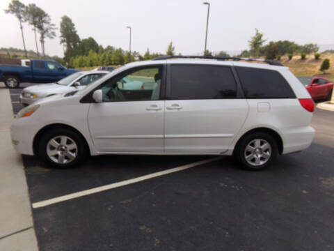 2008 Toyota Sienna for sale at West End Auto Sales LLC in Richmond VA