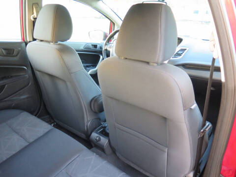 2013 Ford Fiesta SE