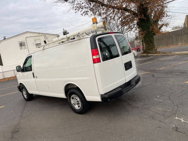 2011 Chevrolet Express 2500