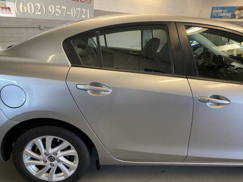 2013 Mazda MAZDA3 i Touring