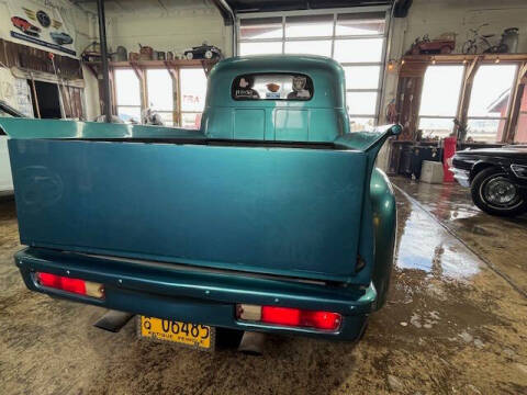 1948 Studebaker M5-C2