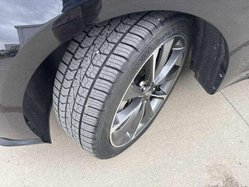 2020 Hyundai Veloster