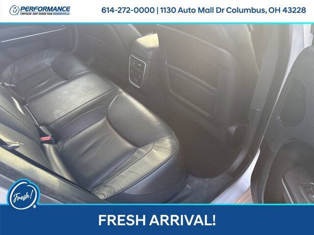 2023 Chrysler 300 Touring L