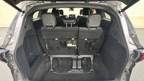 2021 Toyota Sienna XSE 7-Passenger