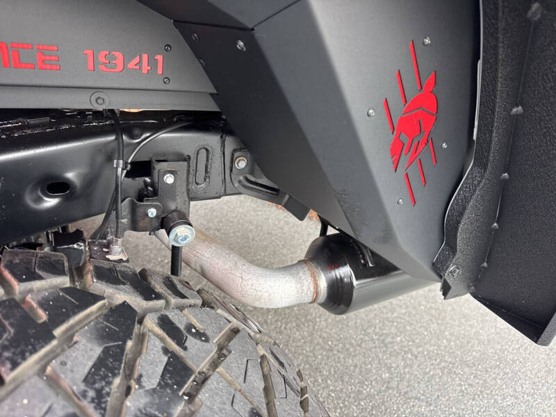 2021 Jeep Gladiator Willys