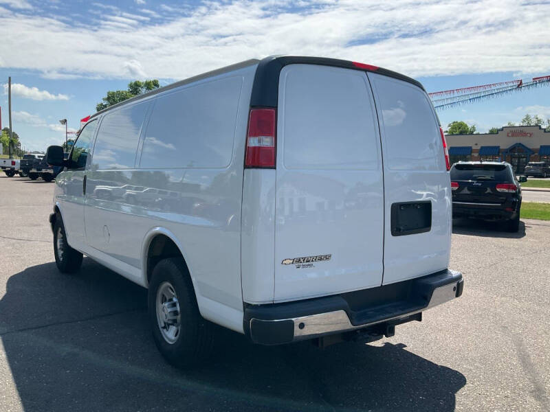 2019 Chevrolet Express 2500