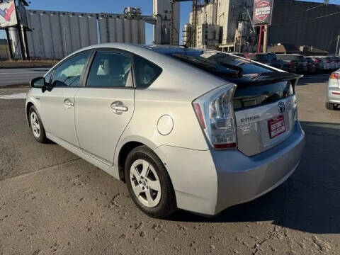 2010 Toyota Prius III