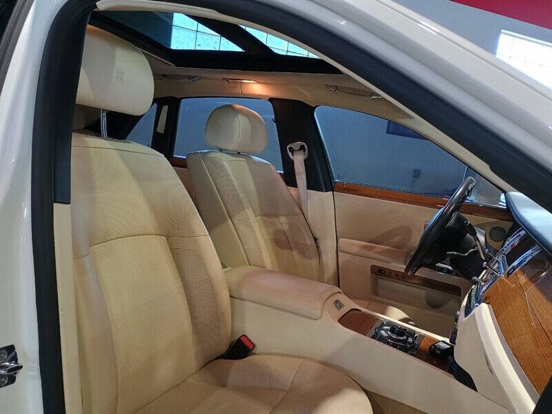 2011 Rolls-Royce Ghost 73