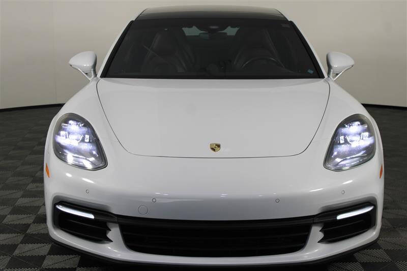 2018 Porsche Panamera