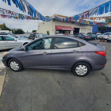 2015 Hyundai Accent GLS