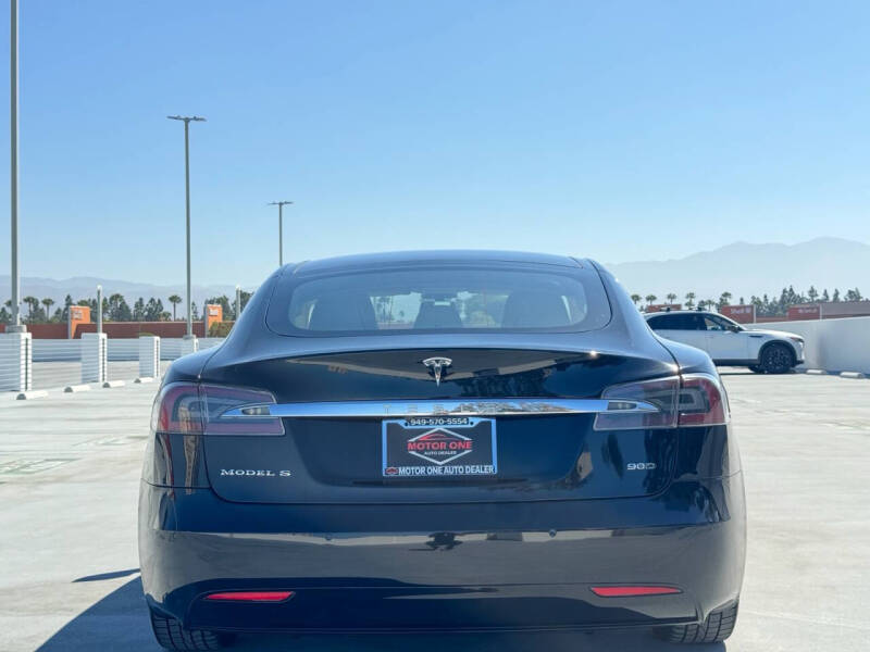 2016 Tesla Model S