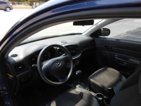 2010 Hyundai Accent Blue