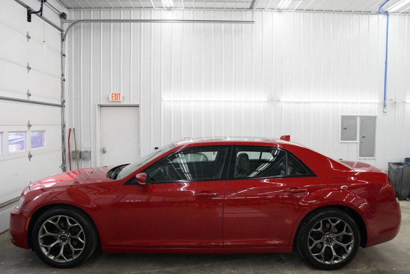 2016 Chrysler 300