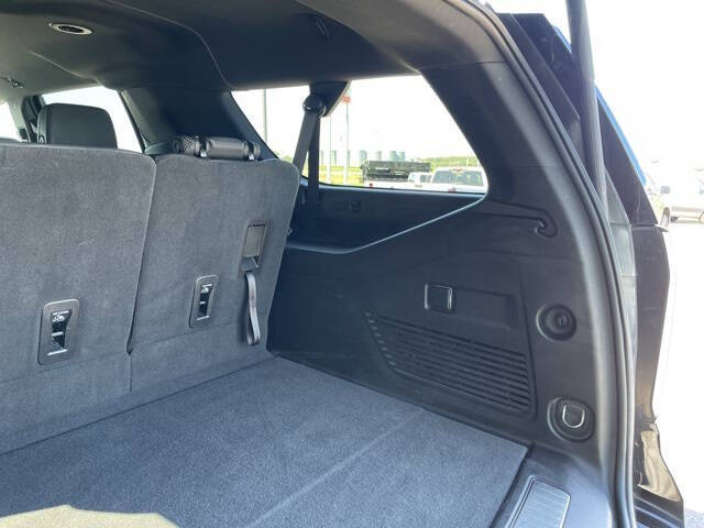 2023 Chevrolet Suburban RST