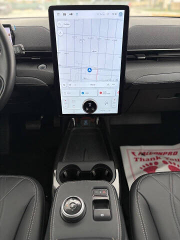 2024 Ford Mustang Mach-E Select