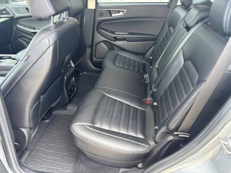 2023 Ford Edge