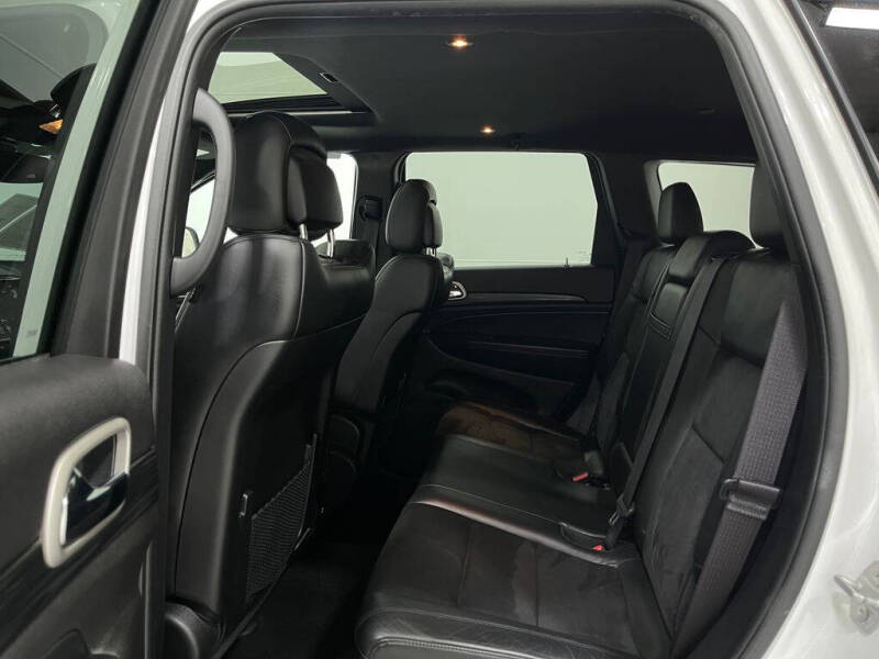 2020 Jeep Grand Cherokee Laredo