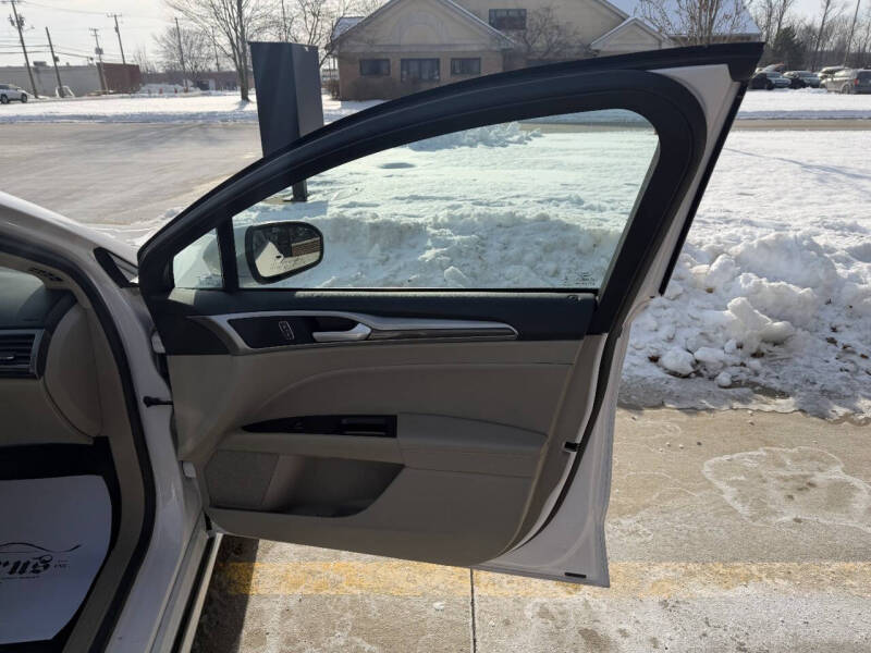 2020 Ford Fusion SEL