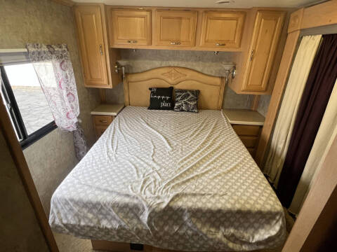 2005 Freightliner xc37